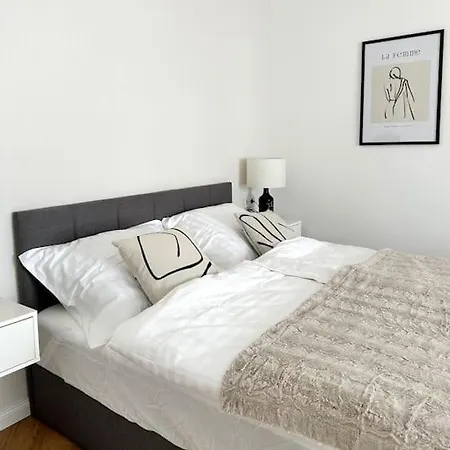 Mirabelle Homes Apartament