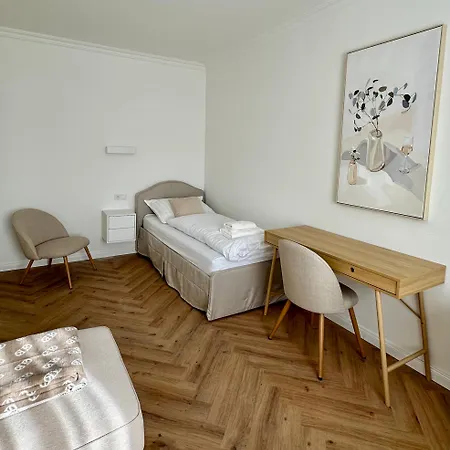 Mirabelle Homes Apartament *