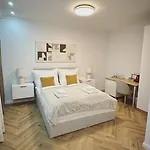 Mirabelle Homes Апартаменты