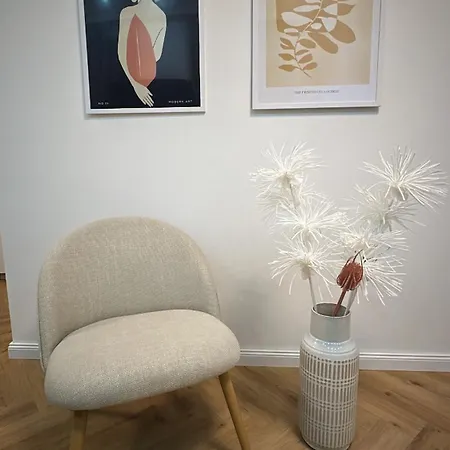 شقة Mirabelle Homes *